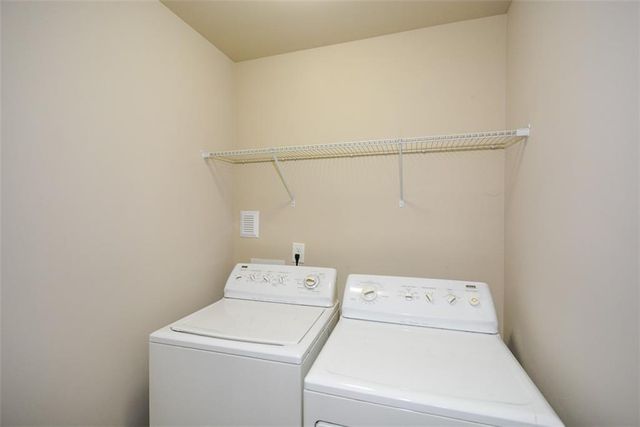 134 Grove Meadow Drive, Acworth, GA 30101