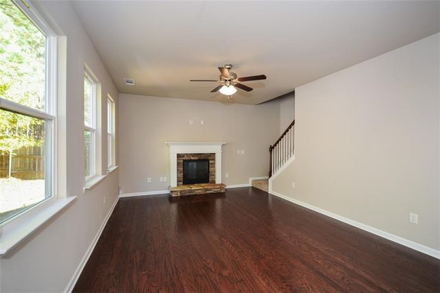 134 Grove Meadow Drive, Acworth, GA 30101