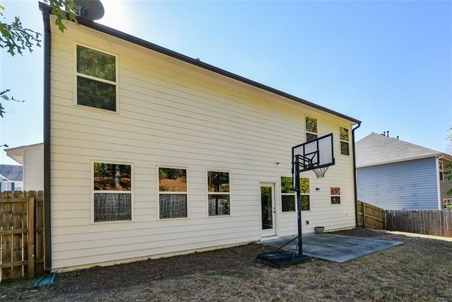 134 Grove Meadow Drive, Acworth, GA 30101