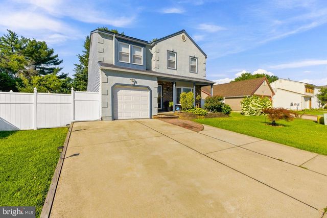 38 SLEEPY HOLLOW LN, Sicklerville, NJ 08081