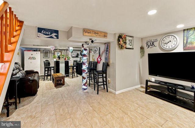 38 SLEEPY HOLLOW LN, Sicklerville, NJ 08081