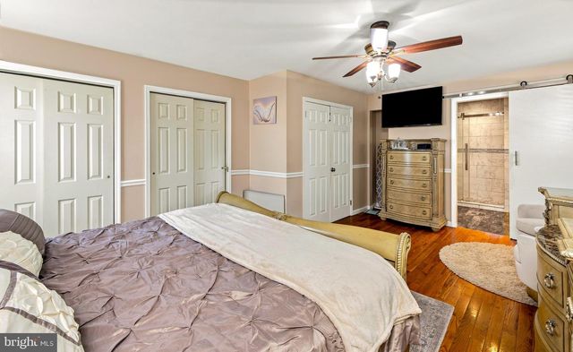 38 SLEEPY HOLLOW LN, Sicklerville, NJ 08081