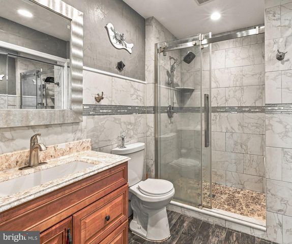 38 SLEEPY HOLLOW LN, Sicklerville, NJ 08081