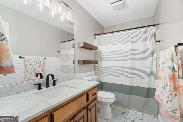234 Chiefvan Terrace NE, Calhoun, GA 30701