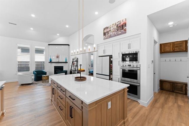 216 Shetland Lane, Northlake, TX 76247