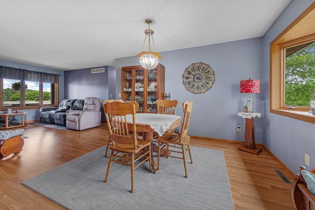 14718 Shieldsville Boulevard, Faribault, MN 55021