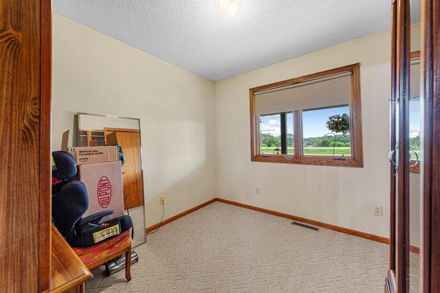 14718 Shieldsville Boulevard, Faribault, MN 55021
