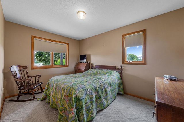 14718 Shieldsville Boulevard, Faribault, MN 55021