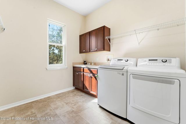 19546 Mossy Oak Court, Brooksville, FL 34601