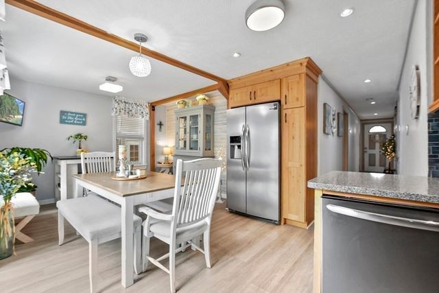 909 E 2nd Street 1, Boston, MA 02127