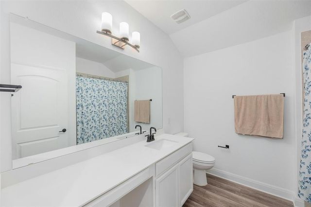 1808 Donetto DR, Leander, TX 78641