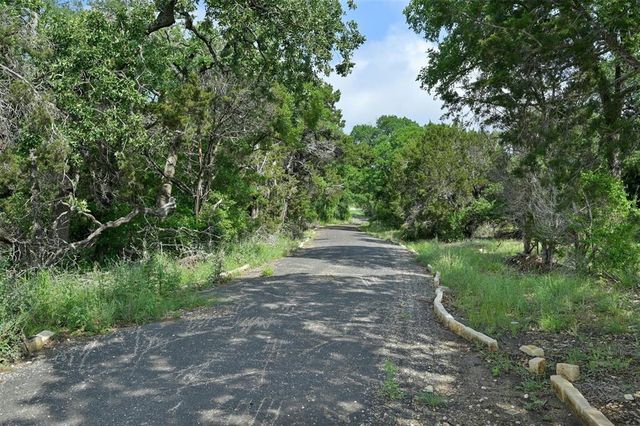 1808 Donetto DR, Leander, TX 78641