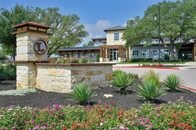 1808 Donetto DR, Leander, TX 78641