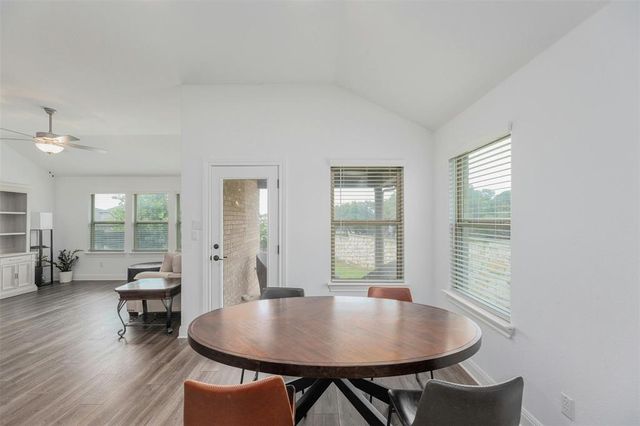 1808 Donetto DR, Leander, TX 78641