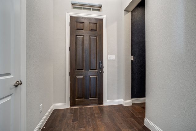 7101 St Georges Drive, Mckinney, TX 75070