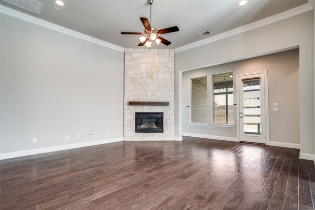 7101 St Georges Drive, Mckinney, TX 75070