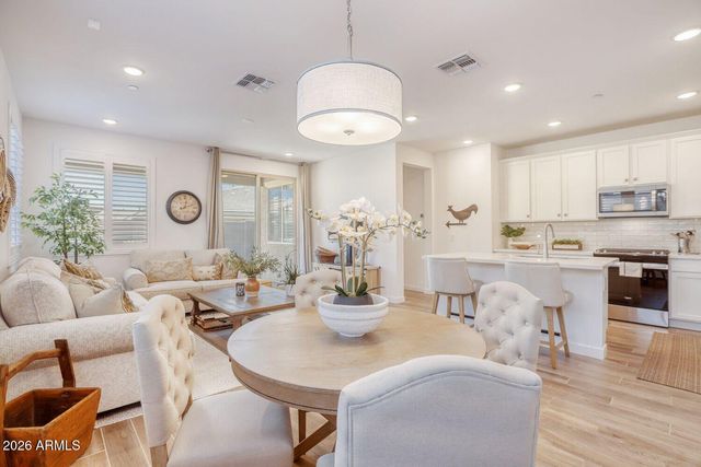 5333 N 205TH Lane, Buckeye, AZ 85396