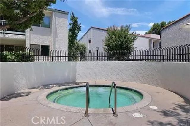 4722 Park Granada, Calabasas, CA 91302
