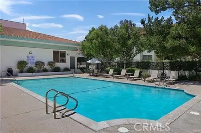 4722 Park Granada, Calabasas, CA 91302