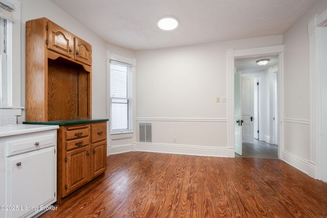 1704 Rosewood Ave 2, Louisville, KY 40204