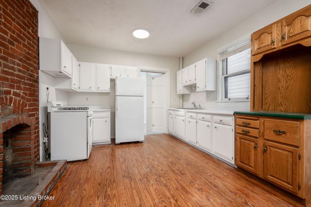 1704 Rosewood Ave 2, Louisville, KY 40204