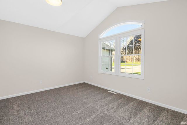 58656 Baugo Xing, Elkhart, IN 46517
