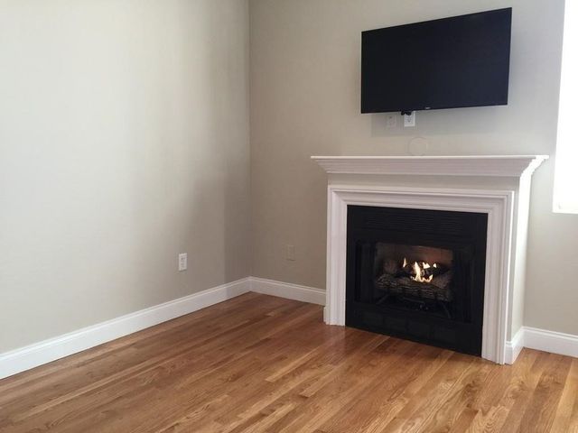 6 Amaranth Pl 37, Medford, MA 02155