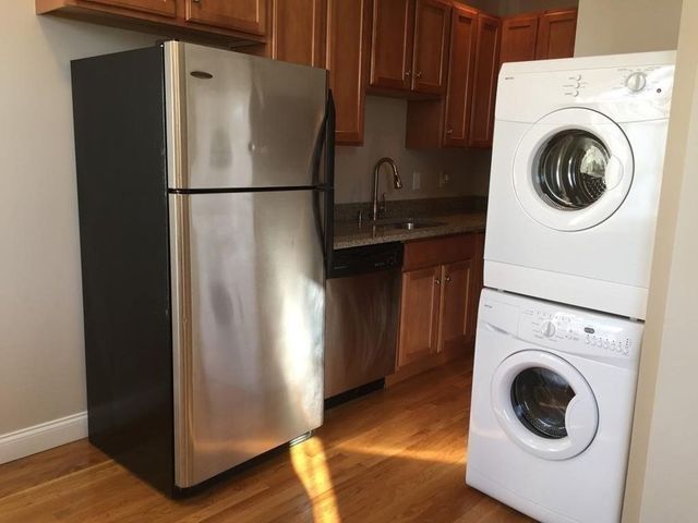 6 Amaranth Pl 37, Medford, MA 02155
