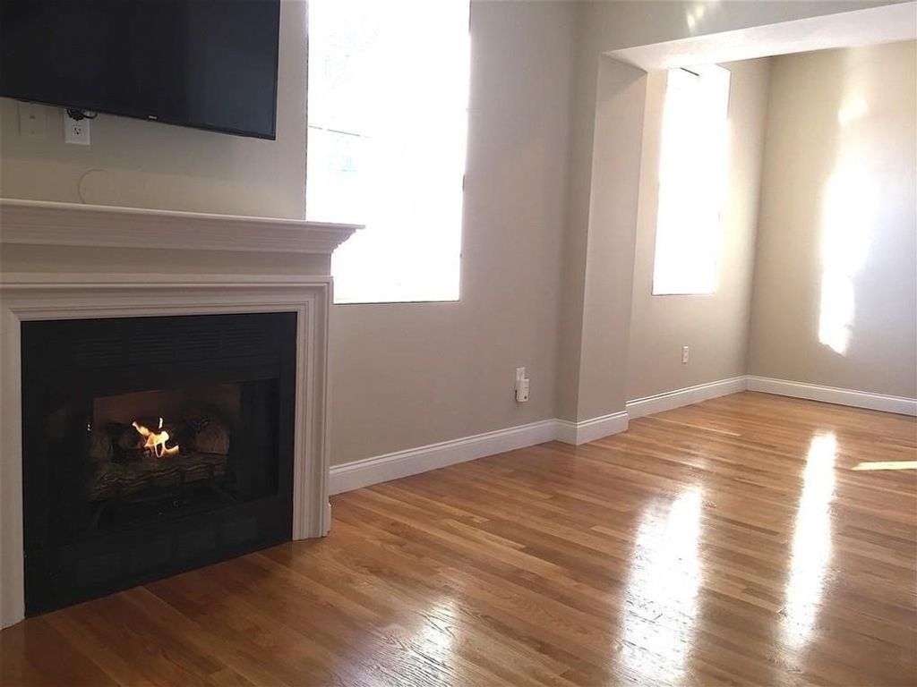 6 Amaranth Pl 37, Medford, MA 02155