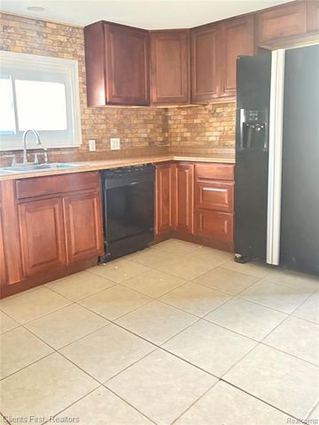 128 Henry Ruff Road, Garden City, MI 48135