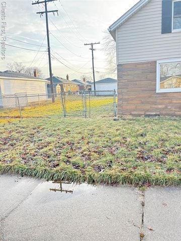 128 Henry Ruff Road, Garden City, MI 48135