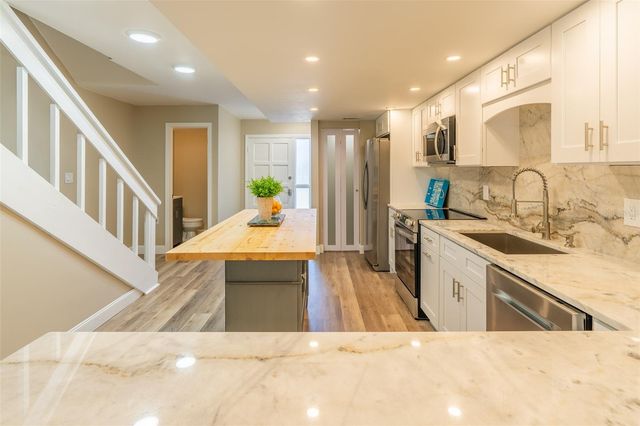 433 S PAULA DRIVE 21, Dunedin, FL 34698