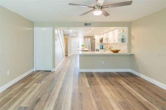 433 S PAULA DRIVE 21, Dunedin, FL 34698