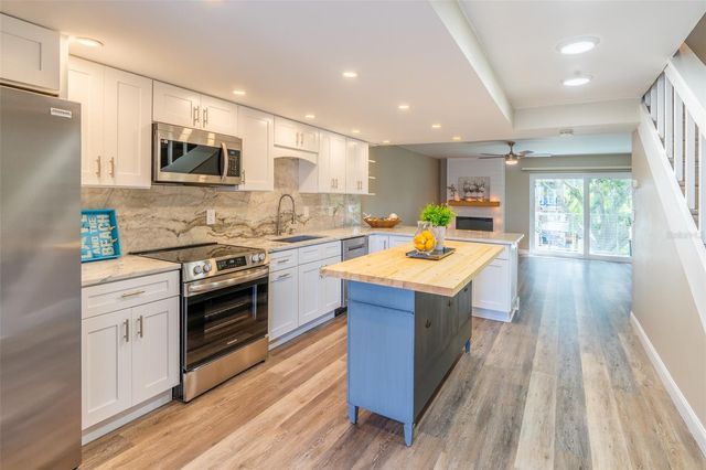 433 S PAULA DRIVE 21, Dunedin, FL 34698