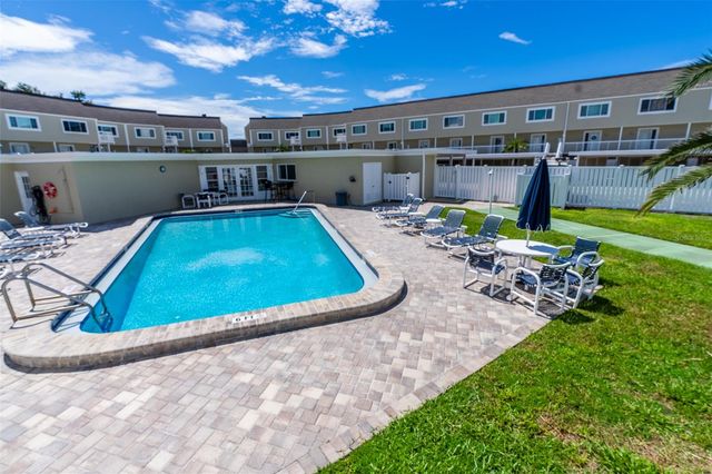 433 S PAULA DRIVE 21, Dunedin, FL 34698