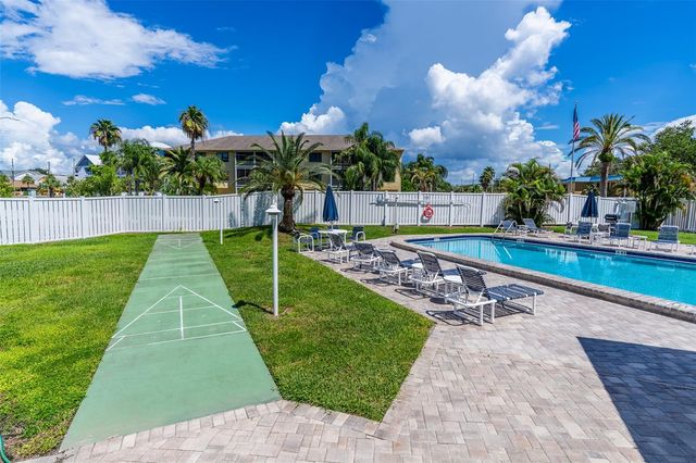 433 S PAULA DRIVE 21, Dunedin, FL 34698
