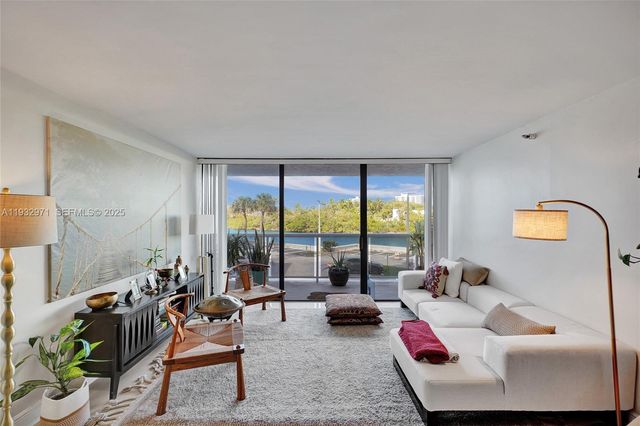 20515 E Country Club Dr 249, Aventura, FL 33180