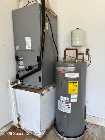 1725 E Riviera Drive, Merritt Island, FL 32952