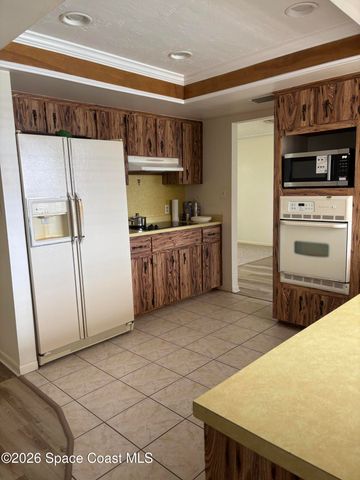 1725 E Riviera Drive, Merritt Island, FL 32952