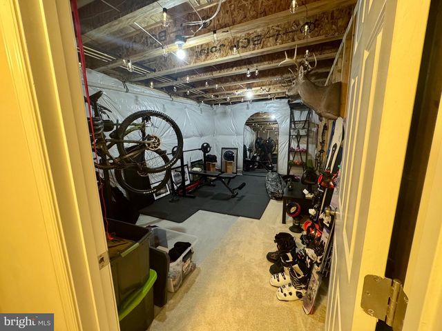 100 BATIK, Stephenson, VA 22656