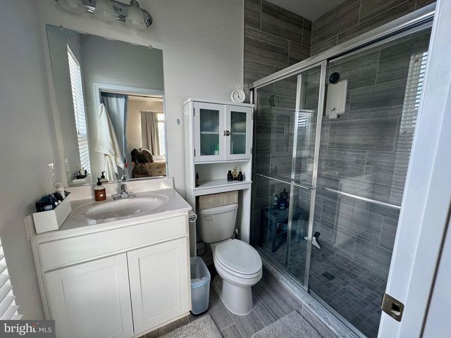 100 BATIK, Stephenson, VA 22656