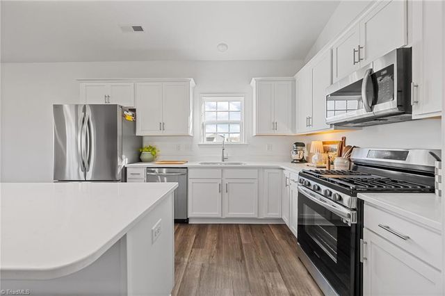 344 Altavista Drive, Clemmons, NC 27012