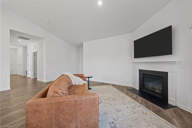 344 Altavista Drive, Clemmons, NC 27012