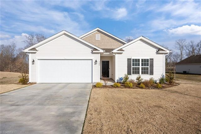 344 Altavista Drive, Clemmons, NC 27012