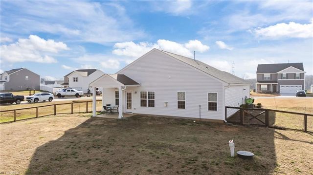 344 Altavista Drive, Clemmons, NC 27012