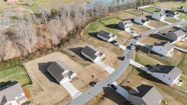 344 Altavista Drive, Clemmons, NC 27012