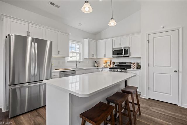 344 Altavista Drive, Clemmons, NC 27012