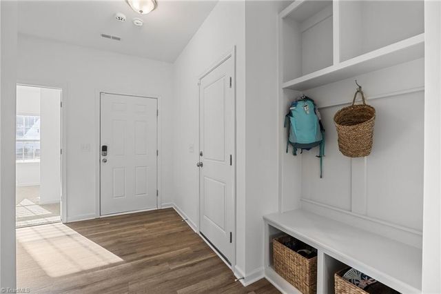 344 Altavista Drive, Clemmons, NC 27012