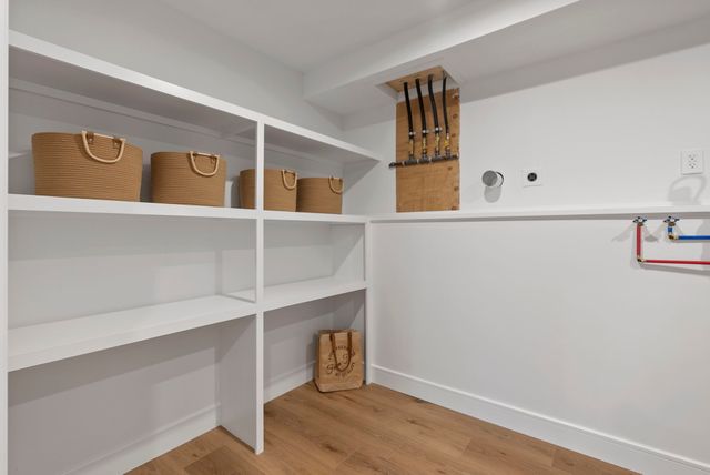 52 Curtis Road, Bridgewater, CT 06752