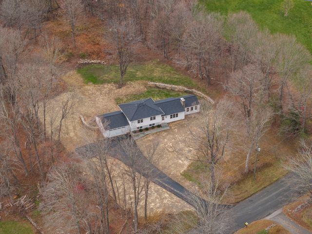 52 Curtis Road, Bridgewater, CT 06752